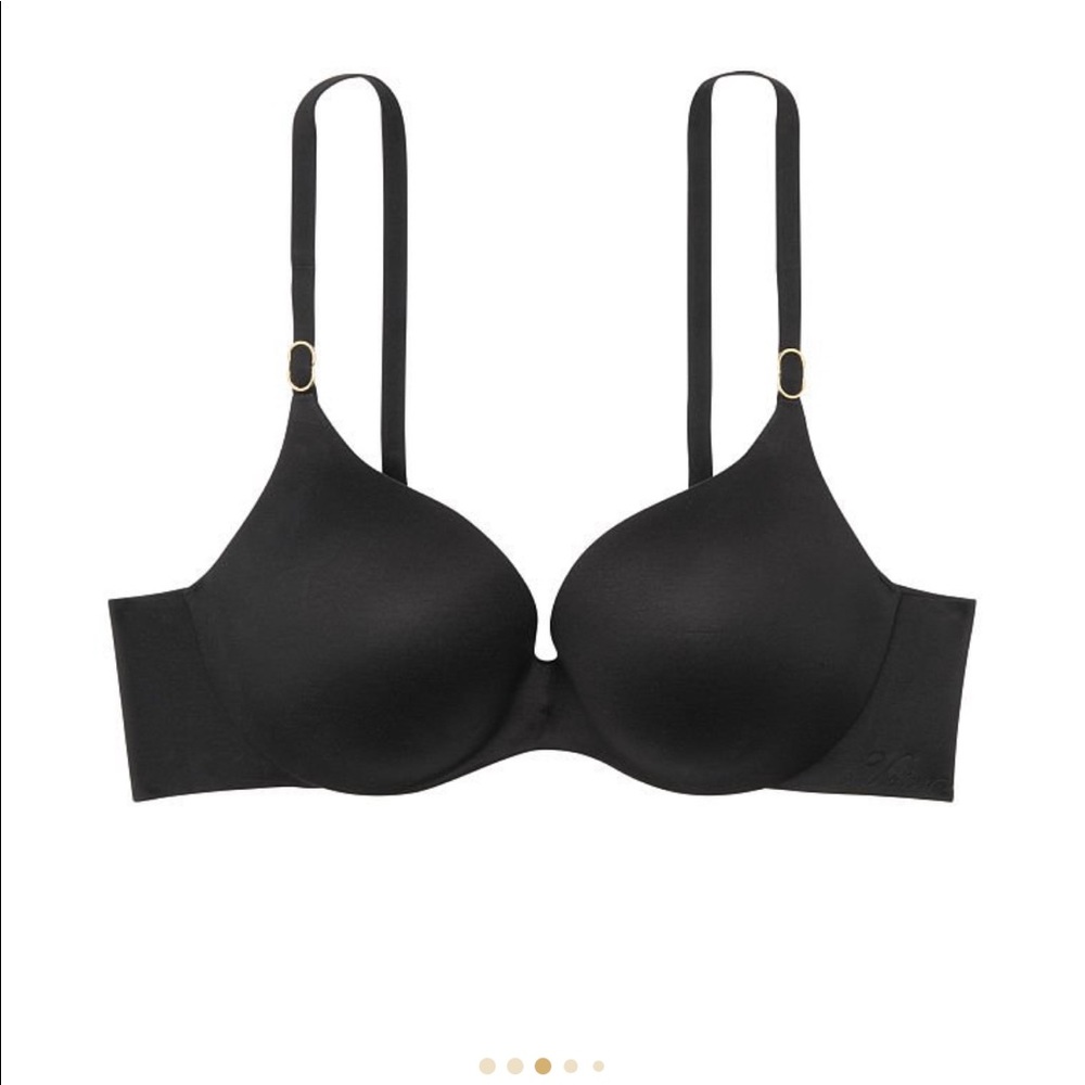 INCREDIBLE BY VICTORIA’S SECRET
Light Push-Up Perfect Shape Bra
